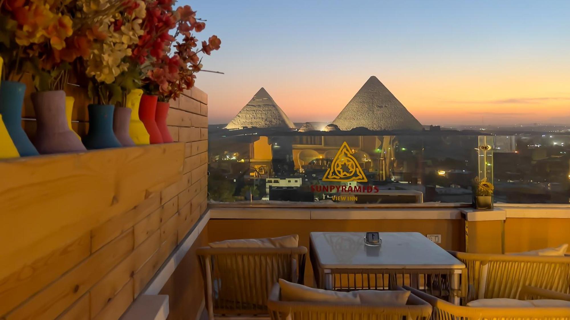 Luxury Panoramic Pyramids & Jacuzzi Inn El El Cairo Exterior foto